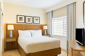 The Sands at Grace Bay