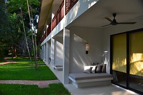 Paradise Beach Resort Samui