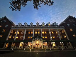 Gideon Putnam Resort And Spa