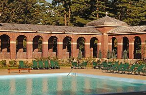 Gideon Putnam Resort And Spa