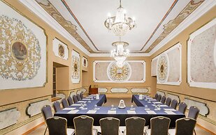 Wyndham Costa del Sol Cusco