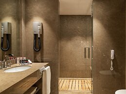 Mövenpick Hotel Istanbul Bosphorus