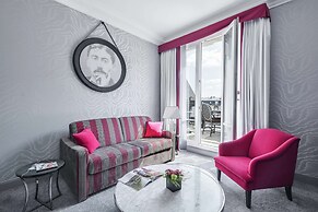 Maison Astor Paris, Curio Collection by Hilton