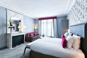 Maison Astor Paris, Curio Collection by Hilton