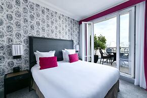 Maison Astor Paris, Curio Collection by Hilton