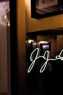 Maison Astor Paris, Curio Collection by Hilton