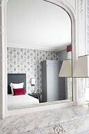 Maison Astor Paris, Curio Collection by Hilton