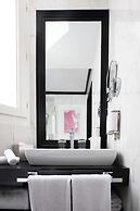 Maison Astor Paris, Curio Collection by Hilton