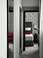 Maison Astor Paris, Curio Collection by Hilton