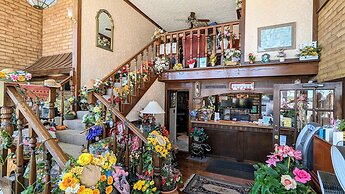 Edelweiss Inn And Suites