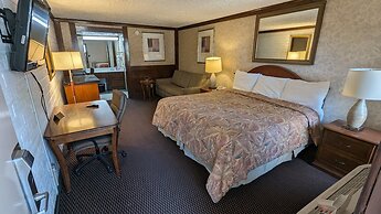 Edelweiss Inn And Suites