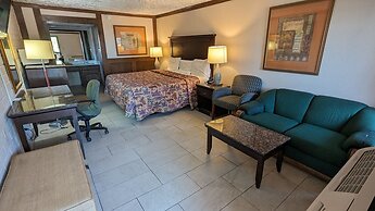 Edelweiss Inn And Suites