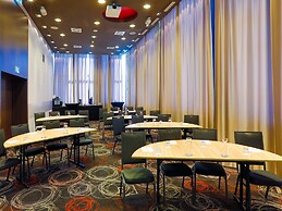 Mercure Warszawa Grand