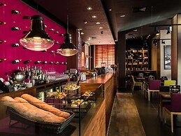 Mercure Warszawa Grand
