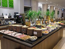 Mercure Warszawa Grand