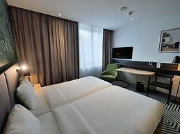 Mercure Warszawa Grand