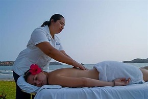 Qualton Club Ixtapa - All Inclusive