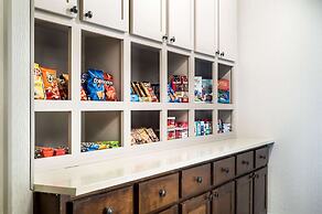 Homewood Suites by Hilton Austin-South/Airport