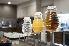 Homewood Suites by Hilton Austin-South/Airport