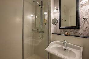Hotel Litteraire Gustave Flaubert, Signature Collection