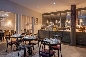 Hotel Litteraire Gustave Flaubert, Signature Collection