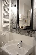 Hotel Litteraire Gustave Flaubert, Signature Collection