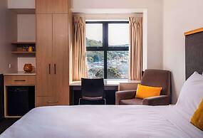 Atura Wellington