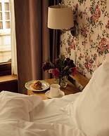 9Hotel Chelton