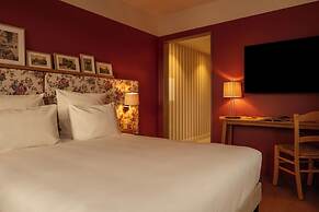 9Hotel Chelton