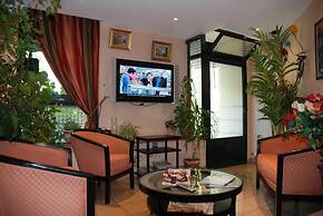 Hotel Transcontinental