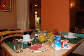 Hotel Transcontinental