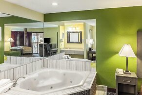 Quality Inn Decatur near US-224