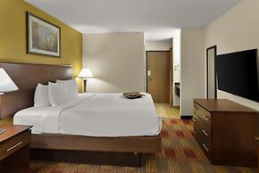 Best Western Lakewood Inn