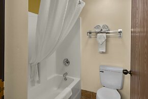 Best Western Lakewood Inn