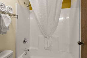 Best Western Lakewood Inn