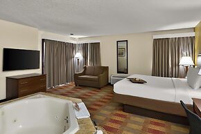 Best Western Lakewood Inn