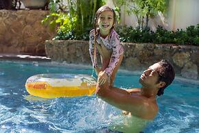 Coconut Waikiki Hotel