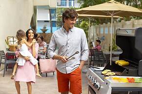 Coconut Waikiki Hotel