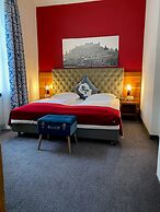 Villa Carlton - Adults Only