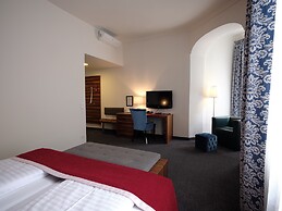 Villa Carlton - Adults Only