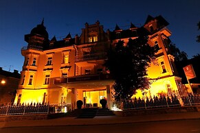 Villa Carlton - Adults Only