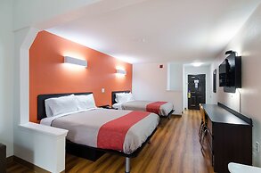 Motel 6 Moss Point, MS