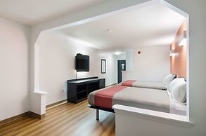 Motel 6 Moss Point, MS