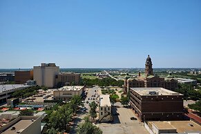 The Worthington Renaissance Fort Worth Hotel
