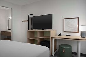 Spark by Hilton Miami Doral