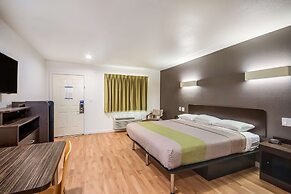 Studio 6 Huntsville, TX