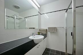 Westland Hotel Motel