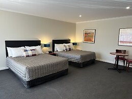 Westland Hotel Motel