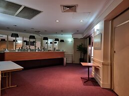 Charbonnier Motor Inn