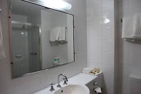 Charbonnier Motor Inn